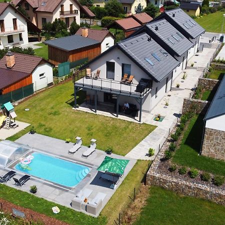 Apartmanove Domy Lipno 1 Frymburk Esterno foto