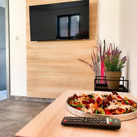 Apartmanove Domy Lipno 1 Frymburk Esterno foto