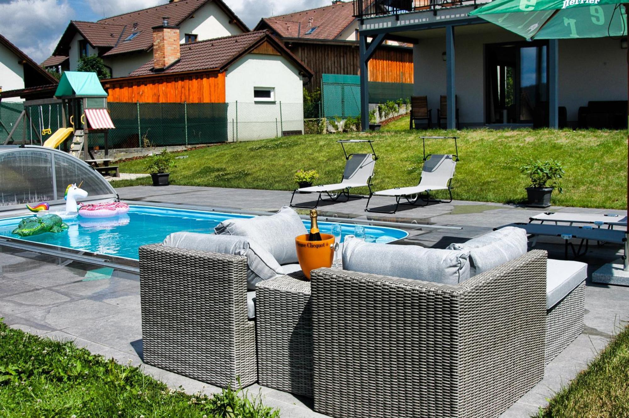 Apartmanove Domy Lipno 1 Frymburk Esterno foto